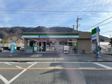 ファミリーマート 川西でざいけ店