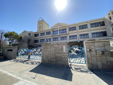 神戸市立六甲アイランド小学校の画像1