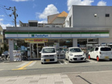 コンビニエンスストア ファミリーマート 西宮桜谷店