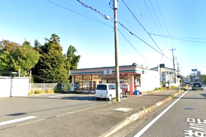 セブンイレブン 綾瀬大上8丁目店の画像1