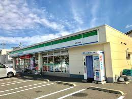 ファミリーマート 東岡山駅前店の画像1