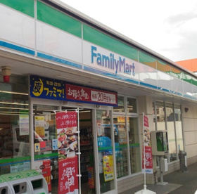 ファミリーマート　泉かまくらみち店の画像1
