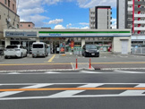 ファミリーマート 川西能勢口駅北店