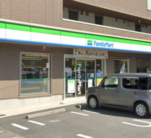 ファミリーマート 大江駅前店の画像1