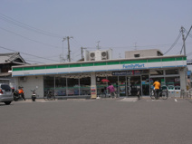 ファミリーマート東大阪三島店