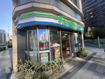 ファミリーマート 西五反田二丁目店の画像1