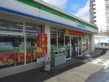 ファミリーマート 妙法寺インター店の画像1