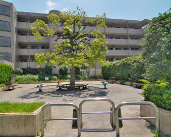世田谷区立桜丘二丁目公園の画像1