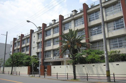 瑞光中学校の画像1