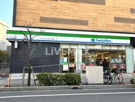 ファミリーマート マーケットスクエアささしま店