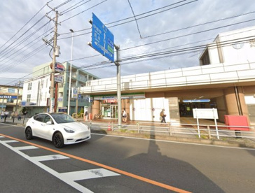 ファミリーマート 横浜立場駅店の画像1