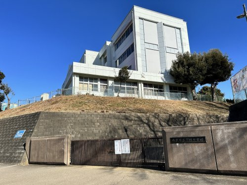 牛久市立下根中学校