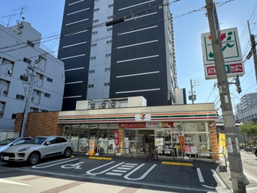 セブンイレブン大阪高津3丁目店の画像1