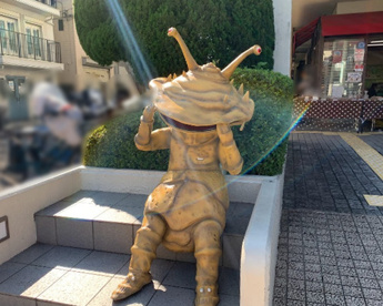 カネゴン像の画像1