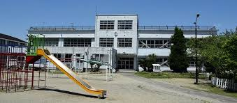 津市立明合小学校の画像1