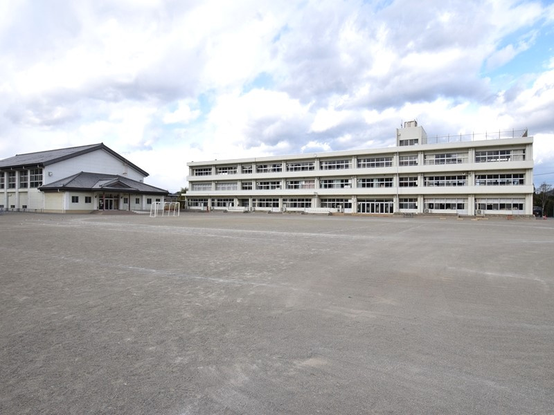 甘楽町立新屋小学校の画像