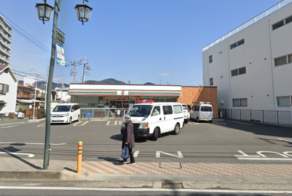 セブンイレブン 秦野寿町店の画像1