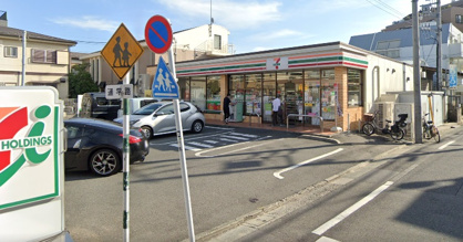 セブンイレブン大田区上池台3丁目店の画像1