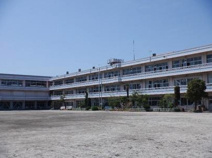 川島町立中山小学校