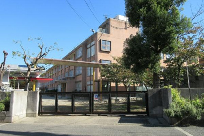 門真市立東小学校の画像1