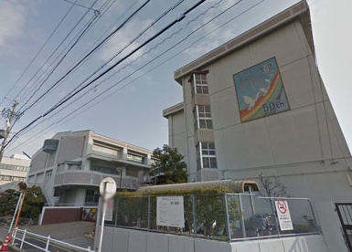 津賀田中学校の画像1