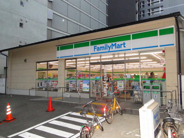 ファミリーマート四条西洞院店の画像1