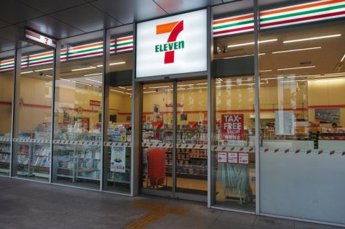 セブンイレブン 横浜みなとみらい6丁目店