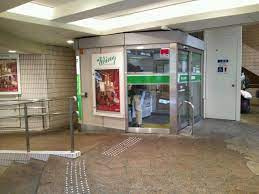 ATM
ゆうちょ銀行 本店 ウィング高輪内出張所
山手線「品川駅」周辺の売買・賃貸・管理・リフォームのことなら(株)メイワ・エステートへお任せください。 ゆうちょ銀行 本店 ウィング高輪内出張所の画像1