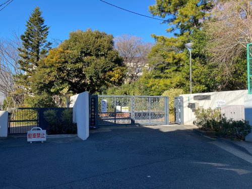 港区立高松中学校