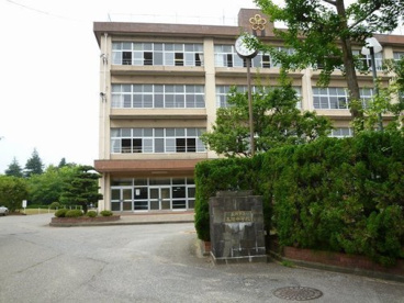 高岡市立高陵中学校の画像1