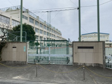 世田谷区立富士中学校