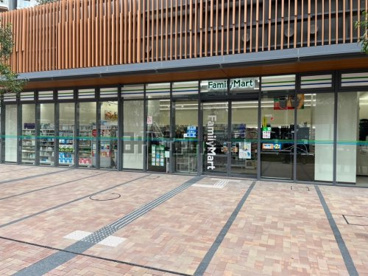 ファミリーマート「晴海フラッグ店の画像1