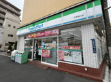 ファミリーマート 江東境川店