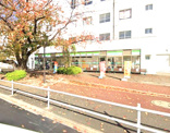 ファミリーマート 桜美林学園店