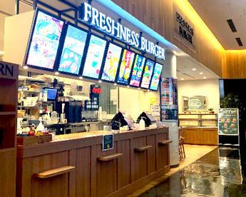 フレッシュネスバーガー汐留シティセンター店の画像1