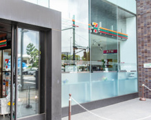 コンビニエンスストア セブン-イレブン 港区南青山2丁目店