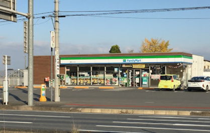 ファミリーマート 藤岡インター店の画像1