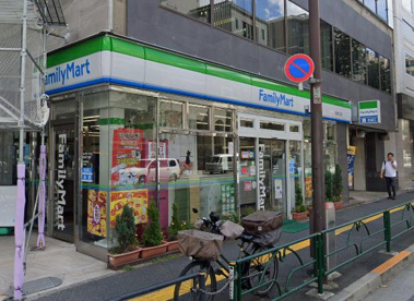 ファミリーマート 四谷四丁目店の画像1