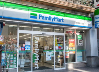 ファミリーマート 原町田四丁目店の画像1