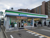 ファミリーマート塚口本町六丁目店
