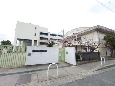 西山本朱学校の画像1