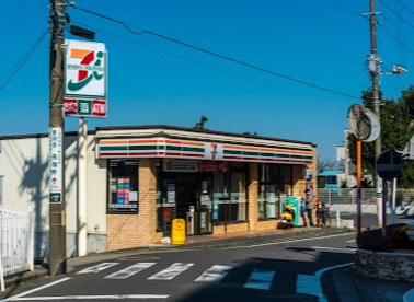 セブン-イレブン 横浜上大岡東１丁目店の画像1