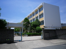 神戸市立春日台小学校