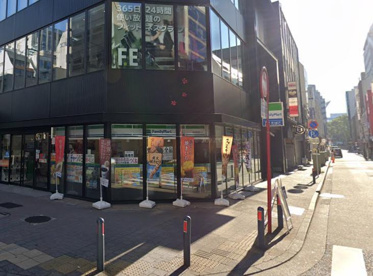 ファミリーマート 横浜常盤町店の画像1