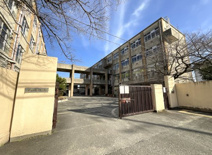 神川中学校