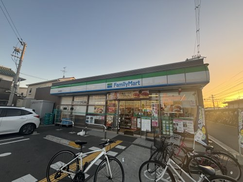 ファミリーマート