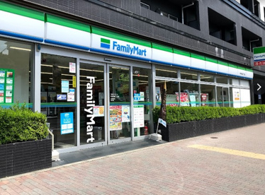 ファミリーマート 中央月島三丁目店の画像1