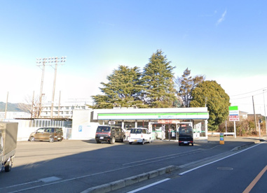 ファミリーマート 伊勢原下糟屋店の画像1