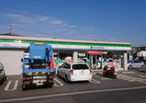 ファミリーマート　交野倉治西店