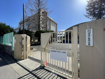 杉並区立高井戸第四小学校の画像1